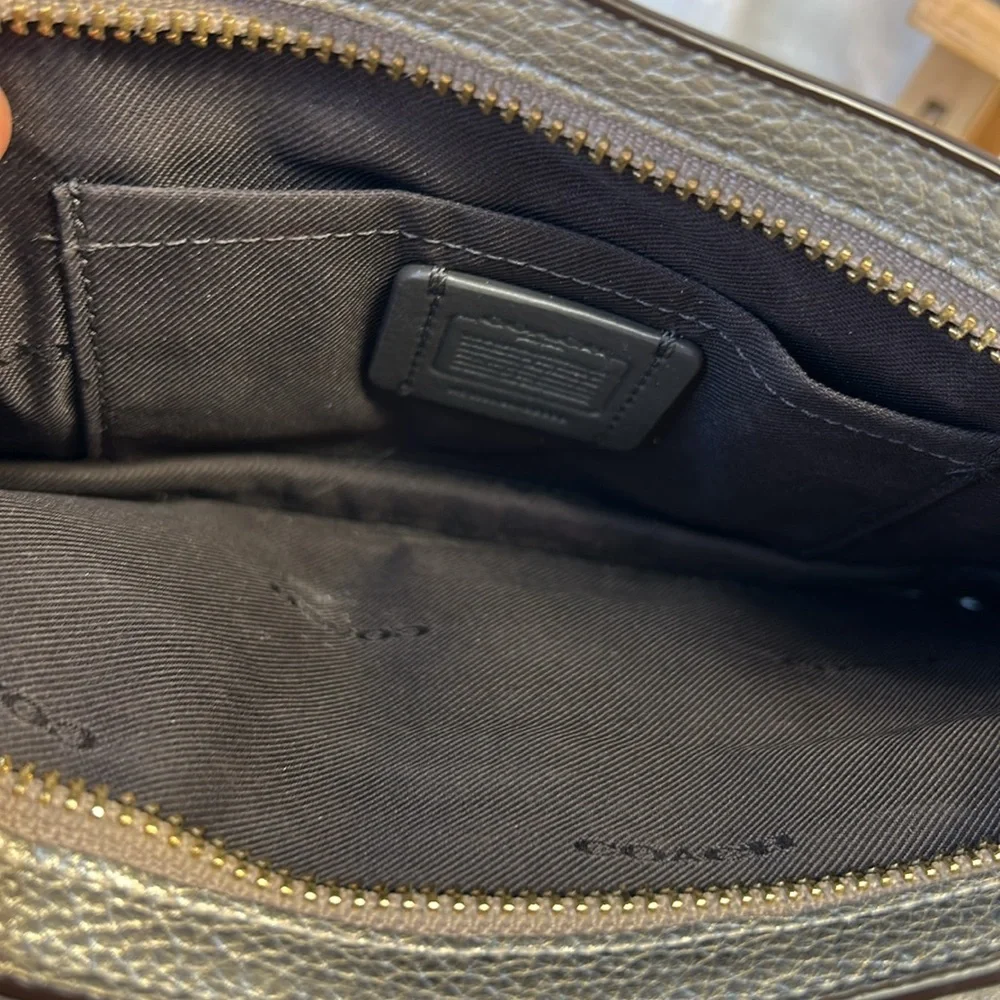 Coach almost new wallet pocket book with card insert